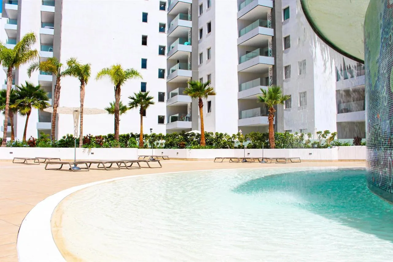 公寓 Ocean Garden Suite 66 阿德耶